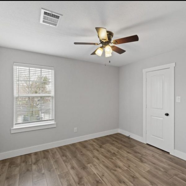 0424F355-47B1-4616-9CD6-68EAB6561491